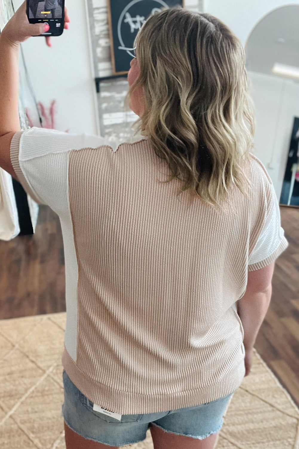 Parchment Twist Rib Colorblock Hi Low Plus Size Short Sleeve Top